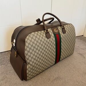 Authentic Gucci Ophidia GG Duffle